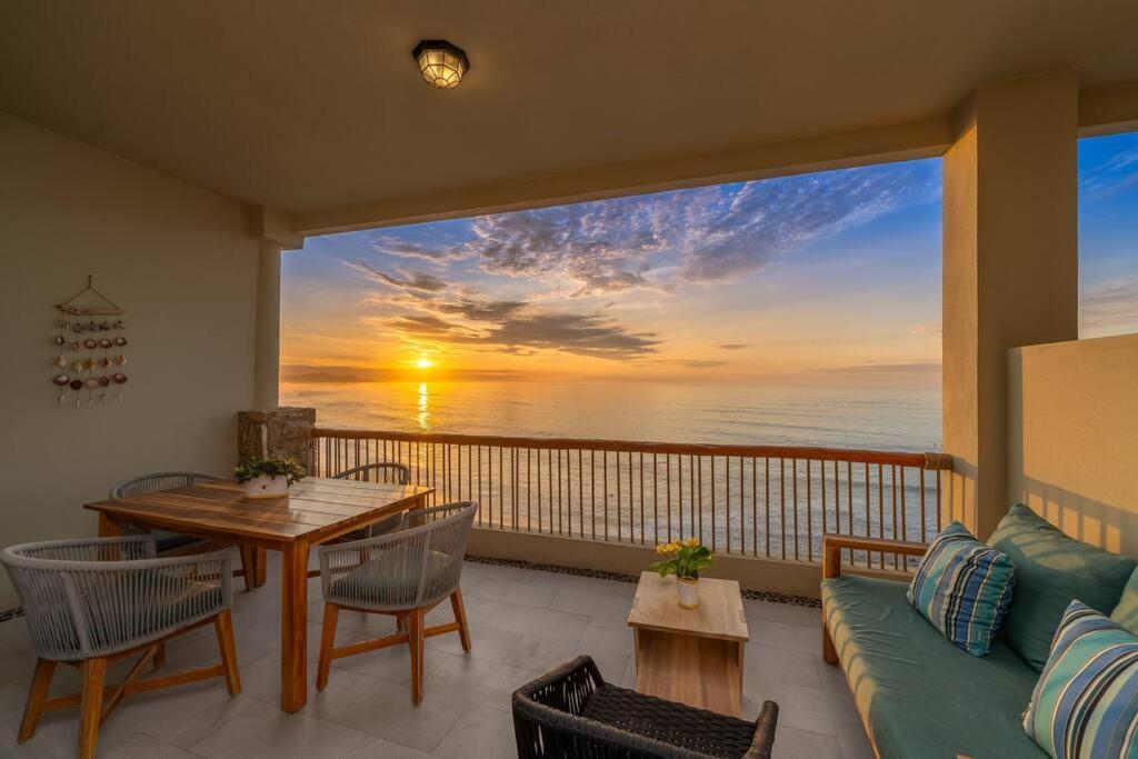 Unique Beach Front Condo With Concierge San Jose del Cabo Exterior photo